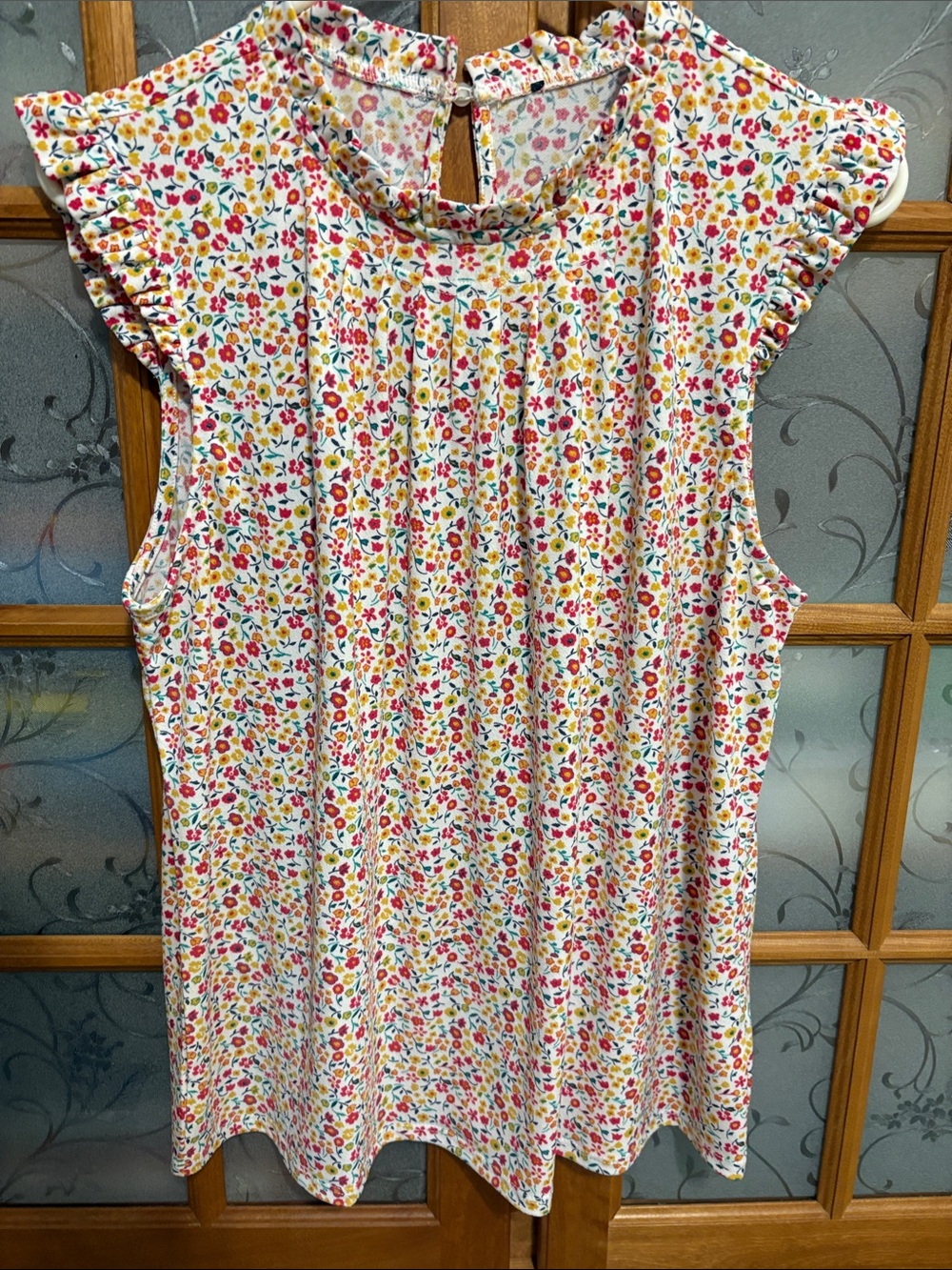 Sleeveless Floral Ruffle Top